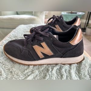 New Balance sneakers, navy and bronze sz 7.5